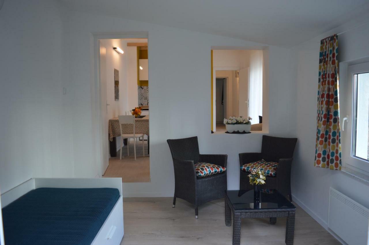 Apartment Kucica Kutcitsa - Small House With Free Parking Zagreb